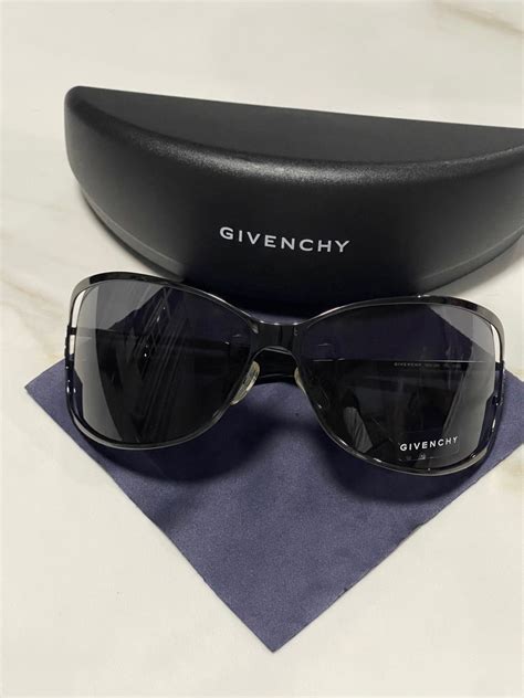 givenchy sgv a11